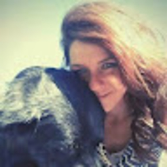 Meet your Posher, Amanda - Picture 1 of 1